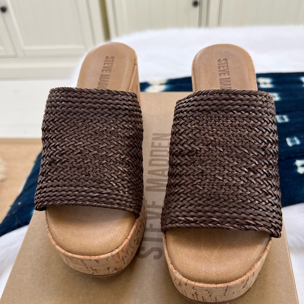 Steve Madden Brown Woven Platform Sandals